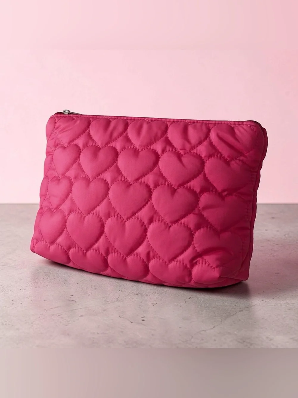 Quilted Heart Pattern Cosmetic Pouch - Pink